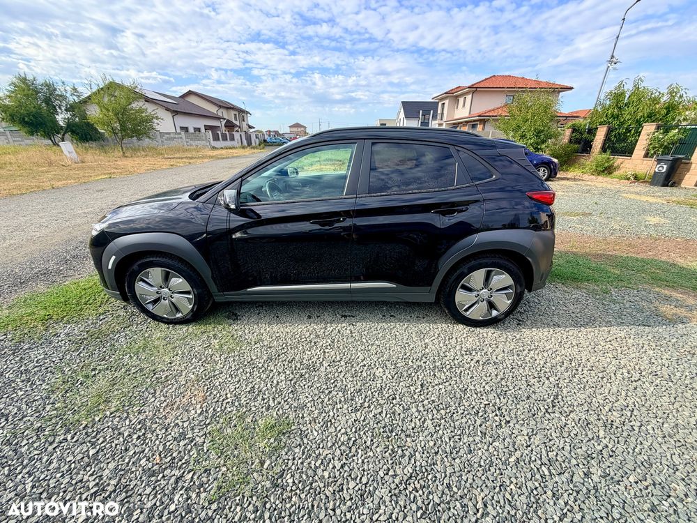 Hyundai KONA Premium - 28