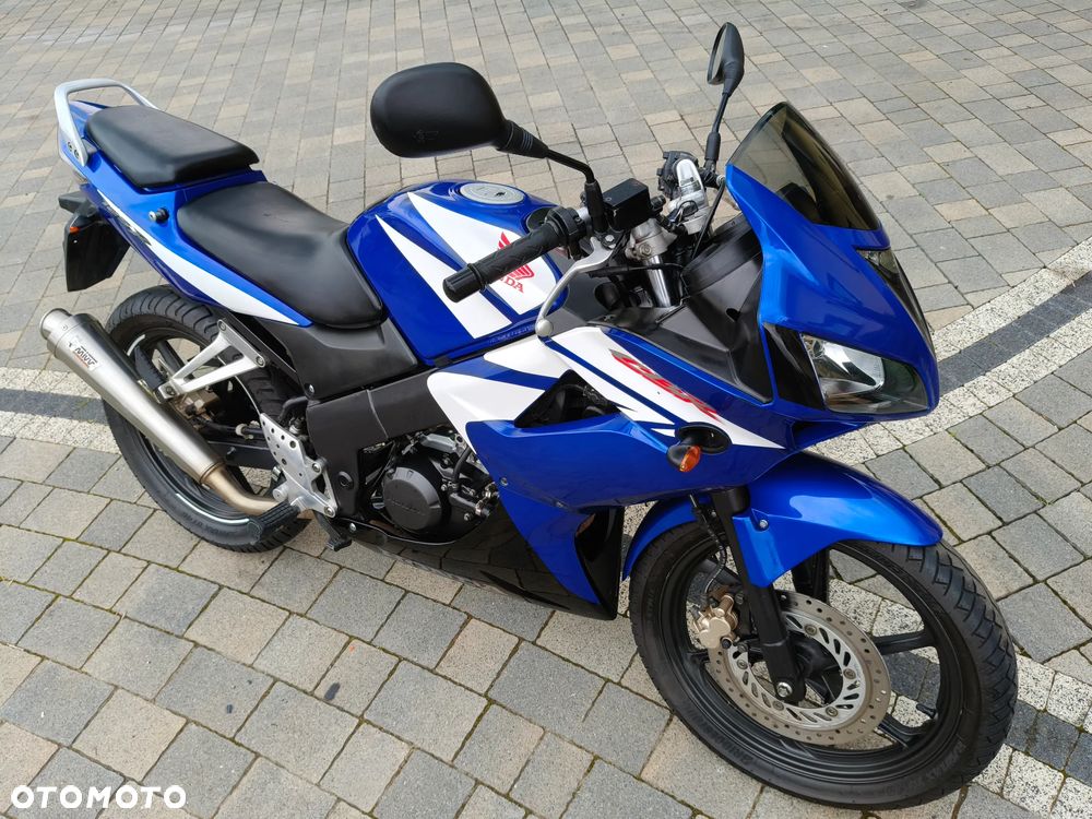 Honda CBR - 4