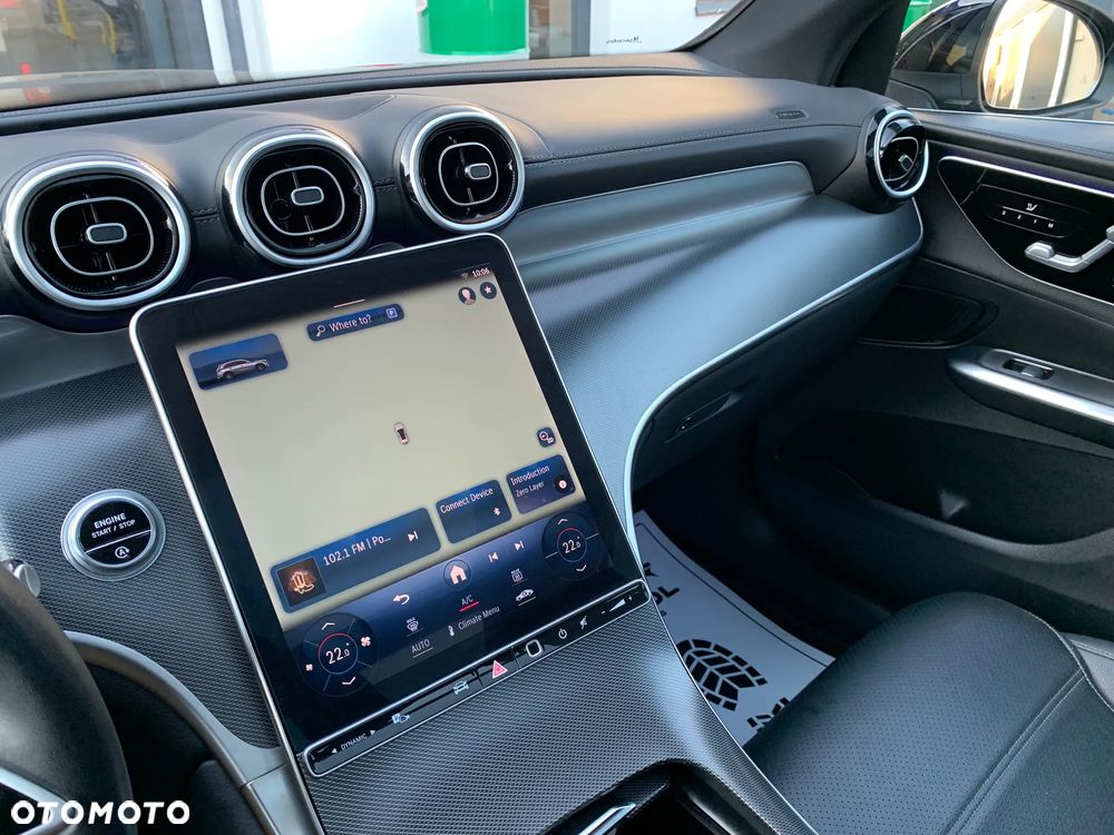 Mercedes-Benz GLC 300 4Matic 9G-TRONIC Edition Avantgarde - 26