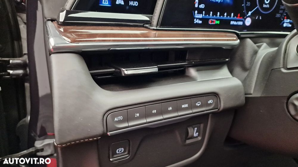Cadillac Escalade 6.2 V8 AWD AT Platinum - 18