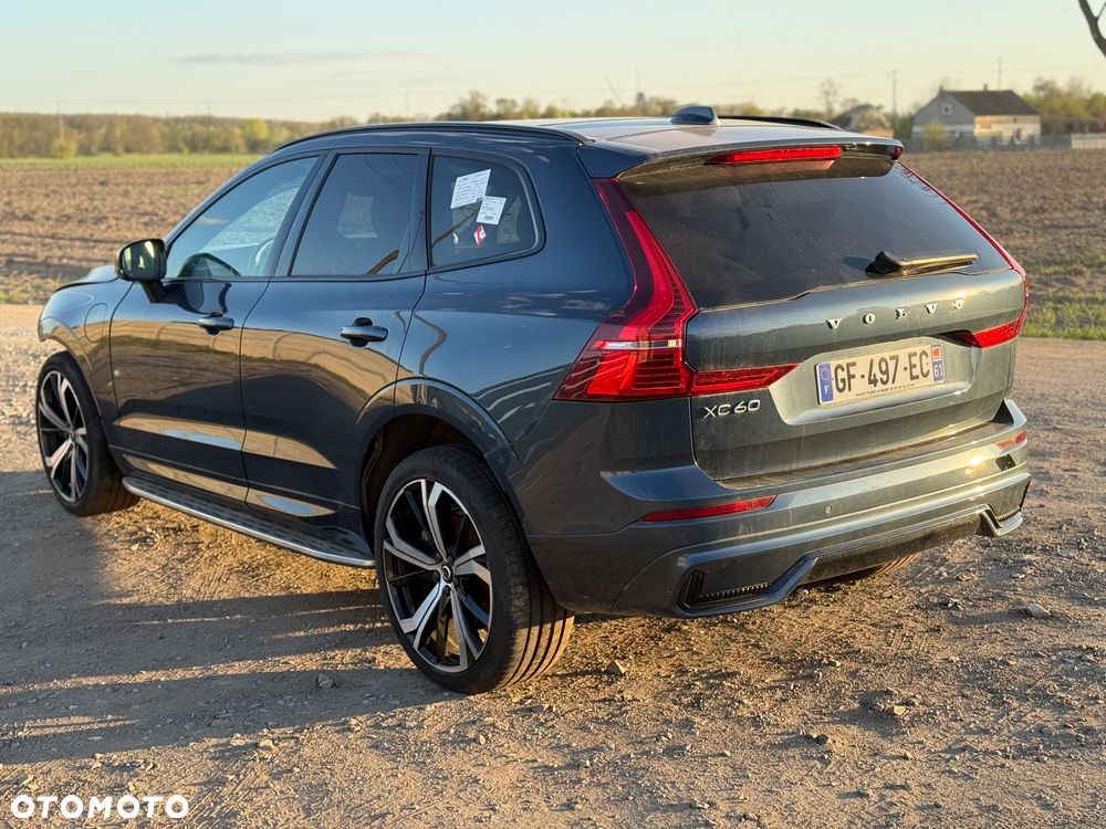 Volvo XC 60 T8 AWD Recharge Plus Black Edition - 3