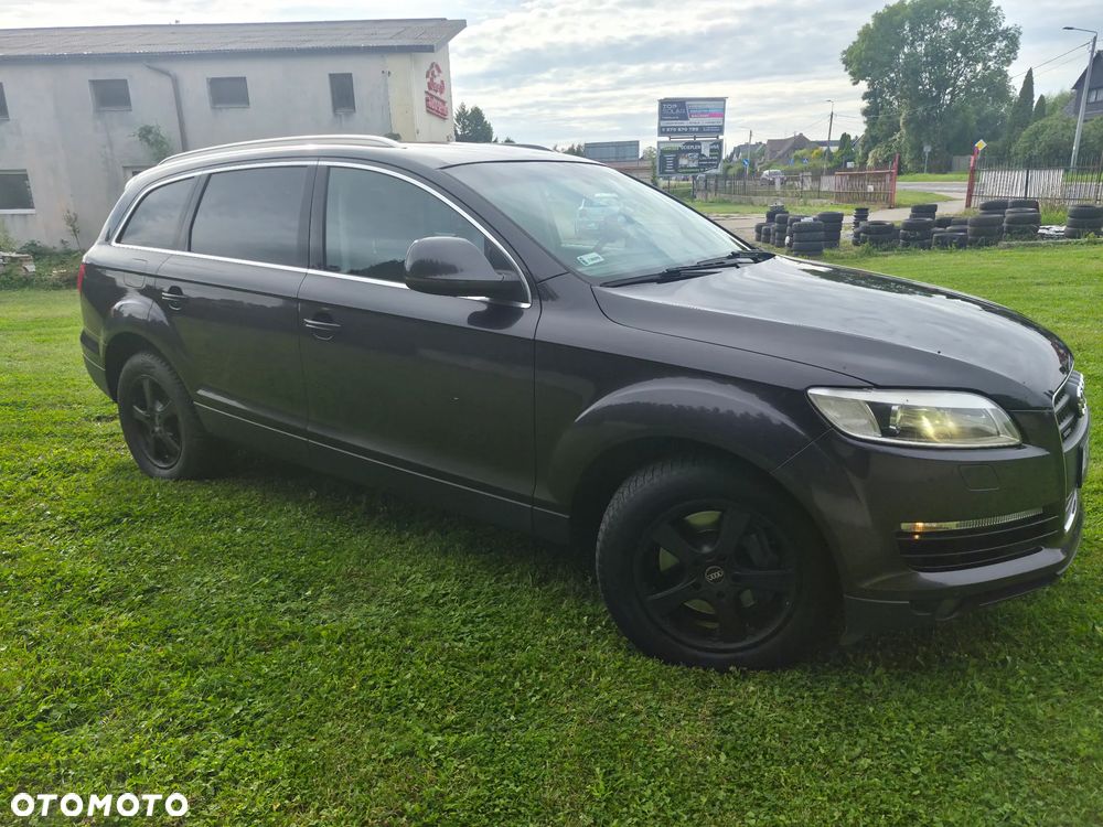 Audi Q7 - 11