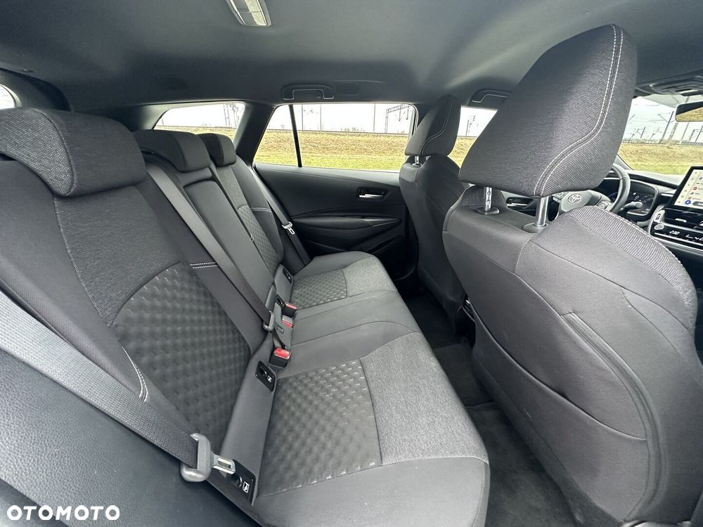 Toyota Corolla 1.8 Hybrid Comfort - 13