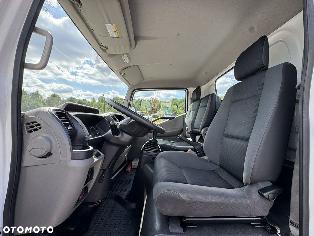 Nissan Cabstar - 24