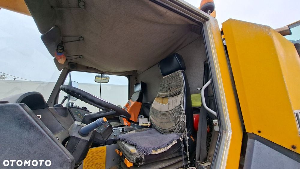 Liebherr Utm 625 4X4 - 27