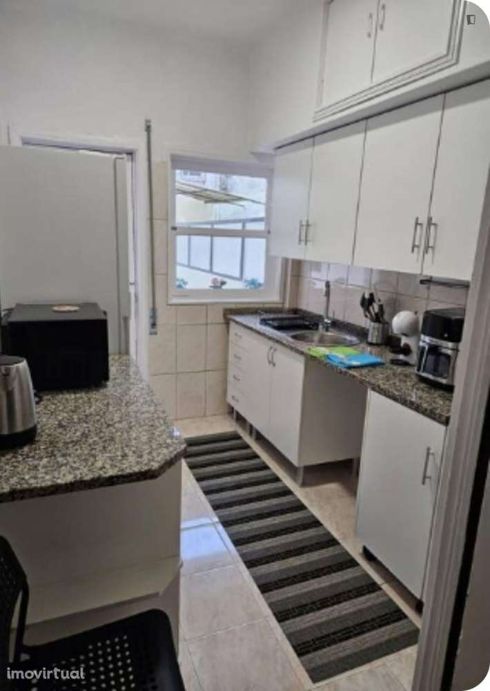 Quarto - localizado em Cedofeita Porto - Grande imagem: 4/17