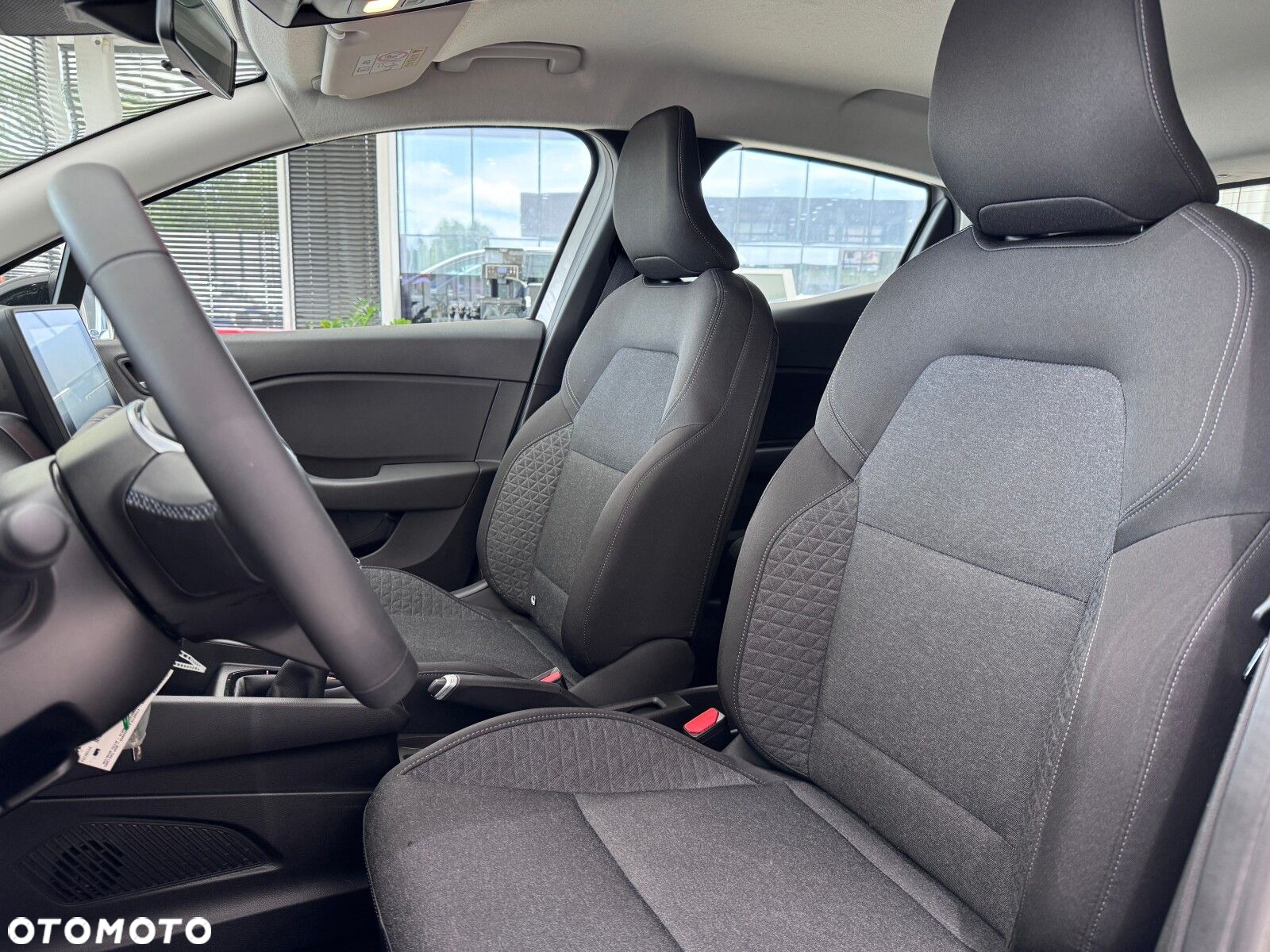 Renault Clio - 10