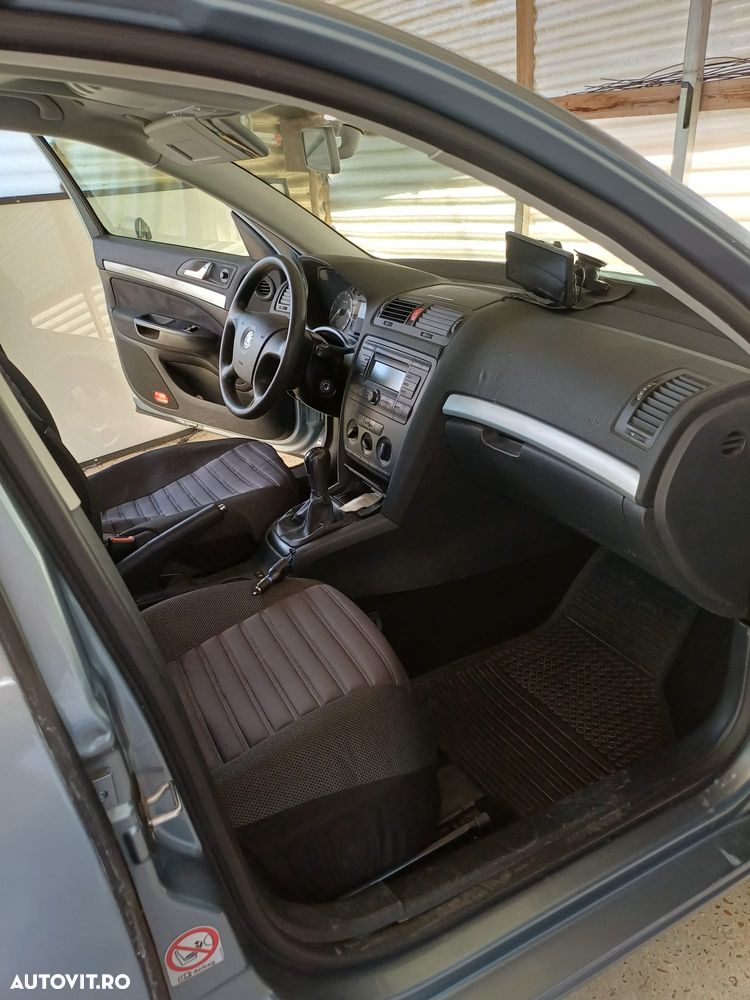 Skoda Octavia - 5