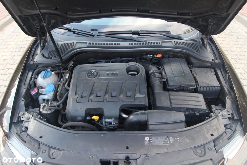 Skoda Superb 2.0 TDI DSG L&K - 36