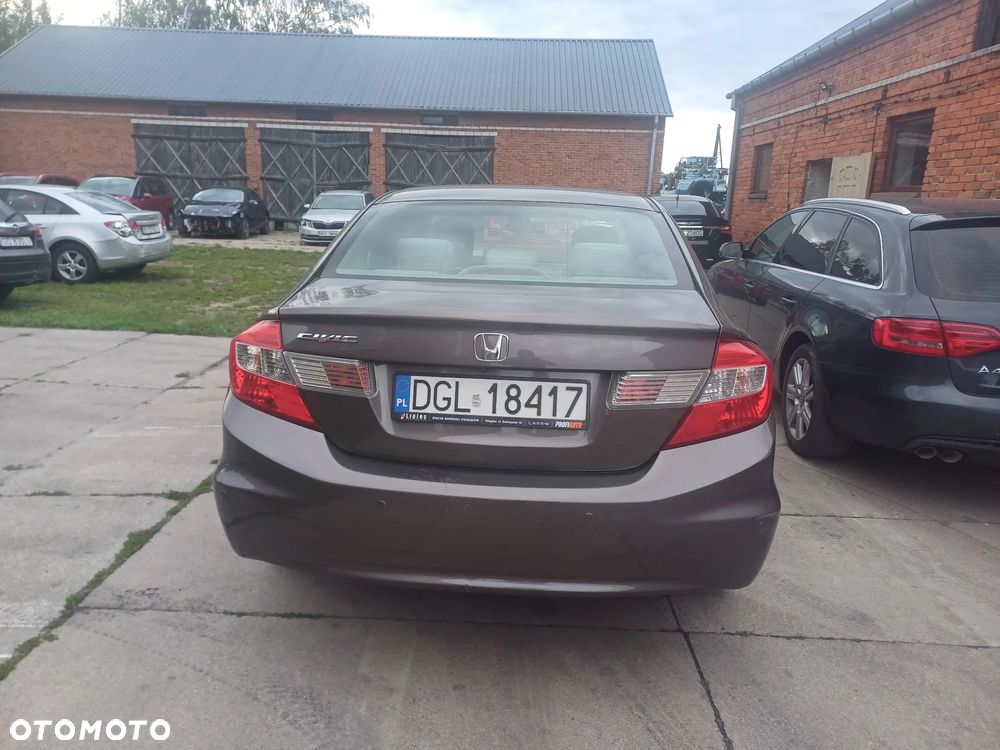 Honda Civic - 4