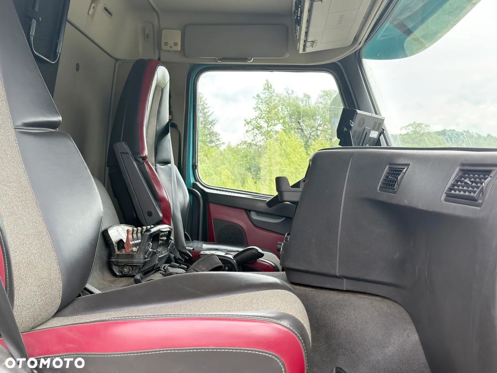 Volvo FMX 410 * SKRZYNIA 7,10 m * HIAB 322 EP - 5 HIPRO + PILOT * 8x4 - 11