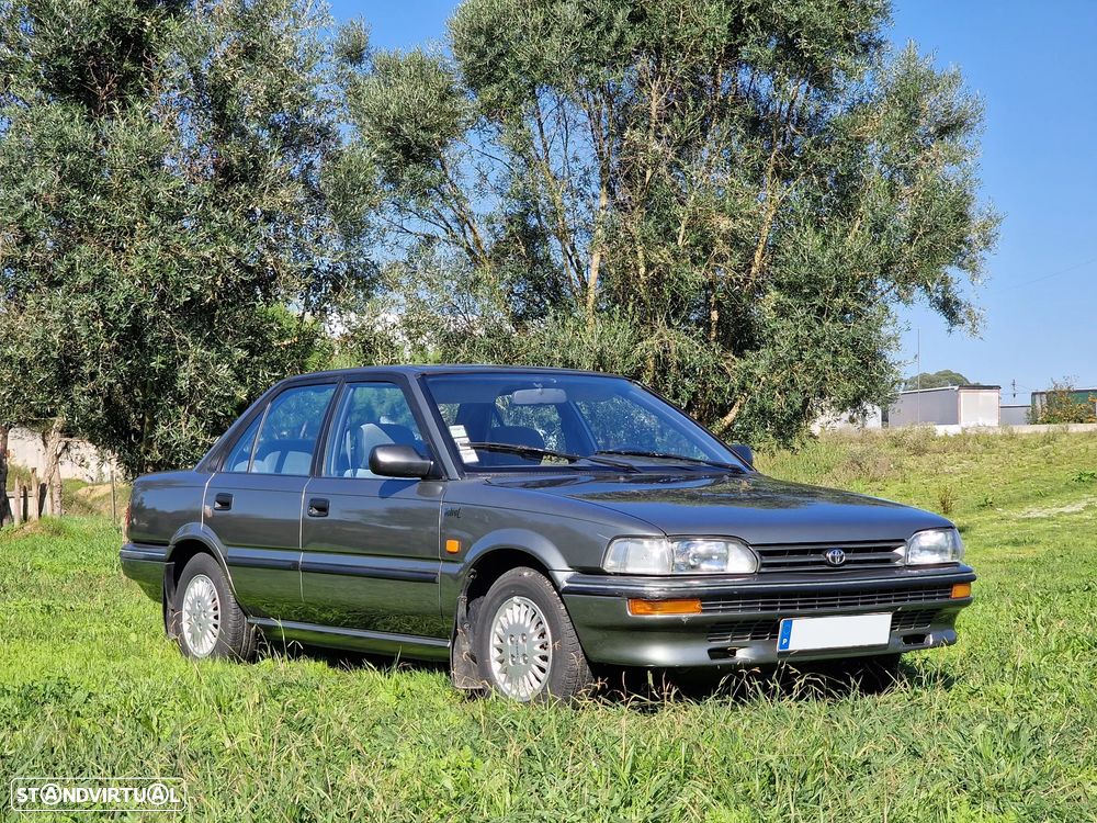 Toyota Corolla 1.3 Gold Line - 3