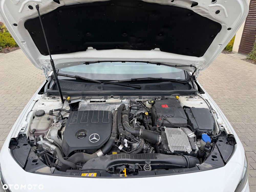 Mercedes-Benz Klasa A 200 AMG Line 7G-DCT - 40