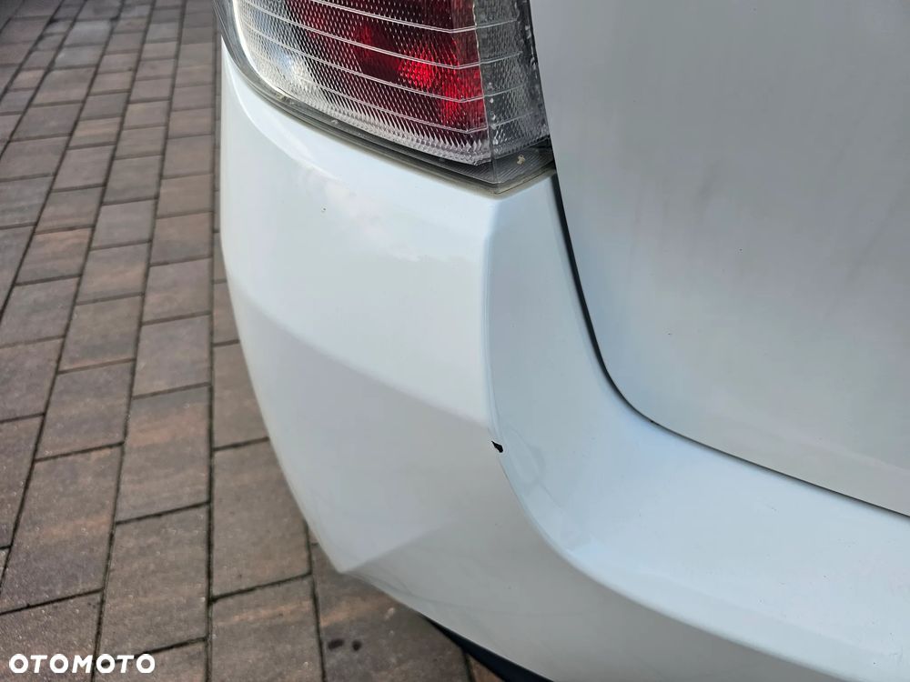 Toyota Verso 1.8 Premium EU6 - 13