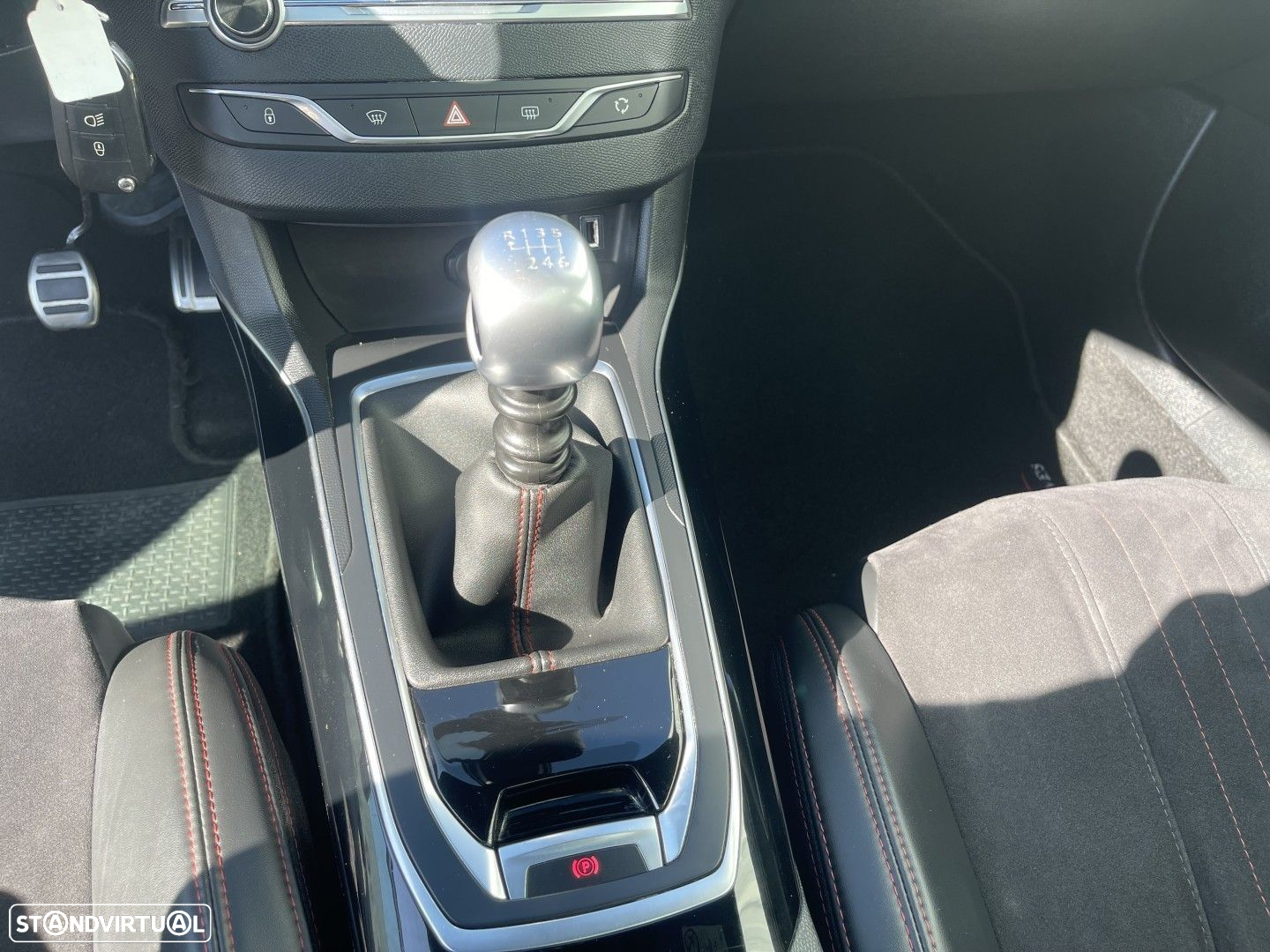 Peugeot 308 1.2 PureTech GT Line - 6