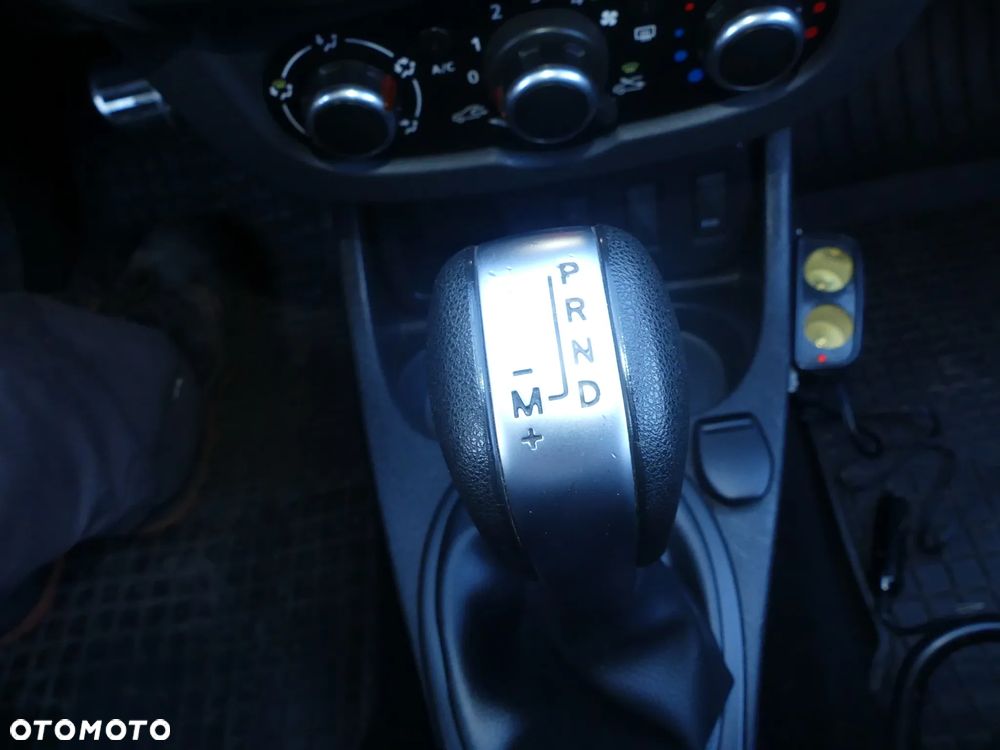 Dacia Duster dCi 110 FAP 4x2 EDC Laureate - 24