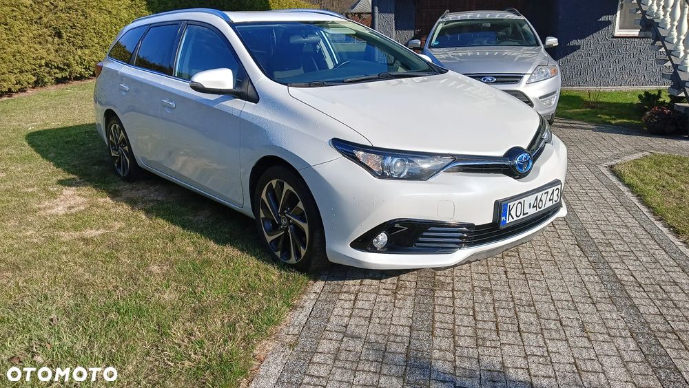 Toyota Auris - 1