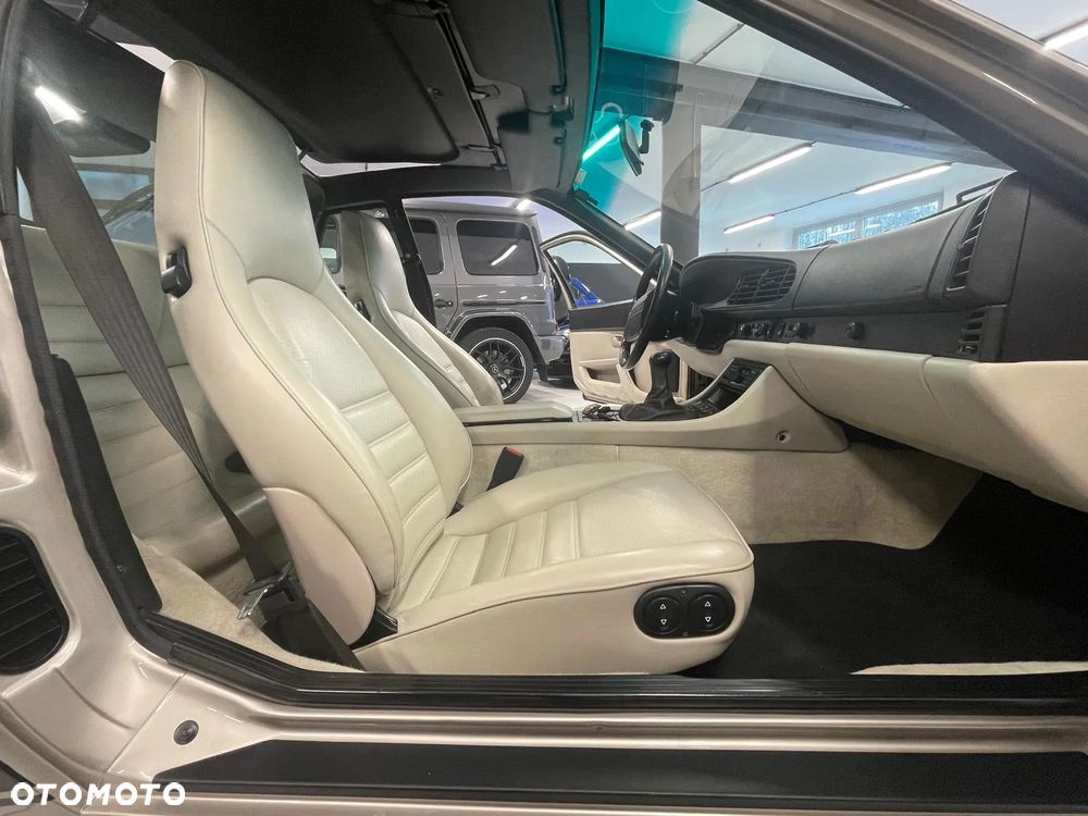 Porsche 944 3.0 S2 Cabriolet - 21