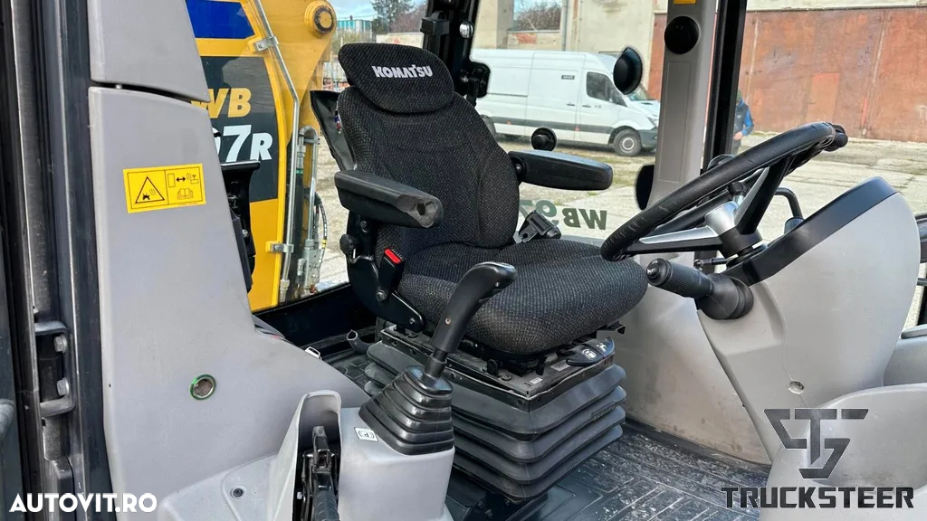 Komatsu WB 97 R - 7