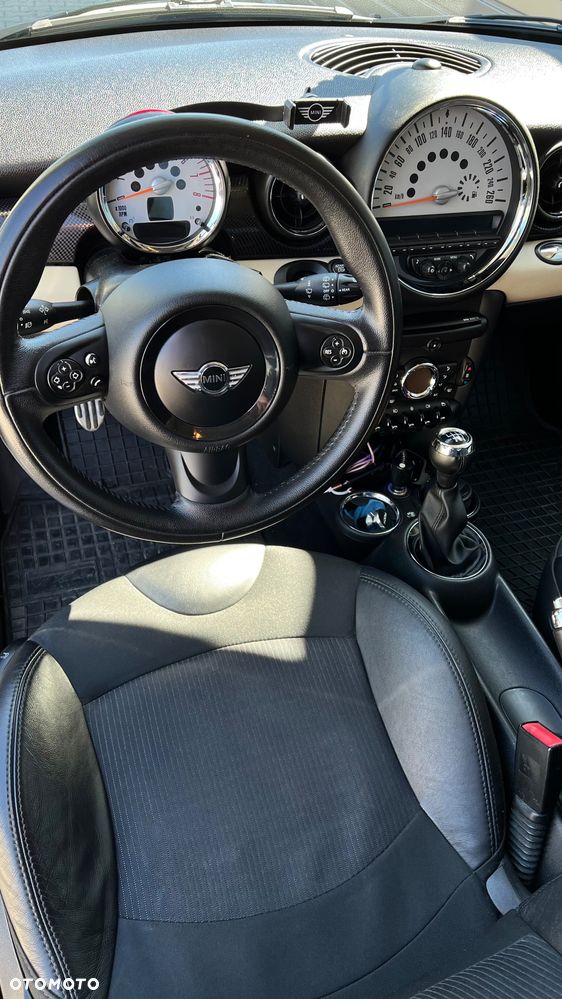 MINI Cooper S - 16