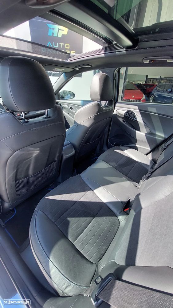Hyundai i30 N 2.0 T-GDi Performance Pack - 7