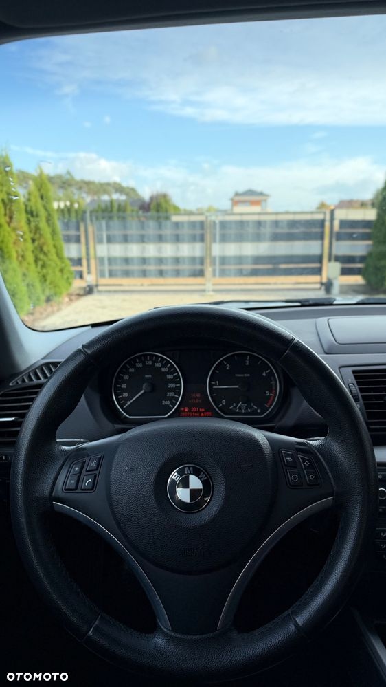 BMW Seria 1 - 16