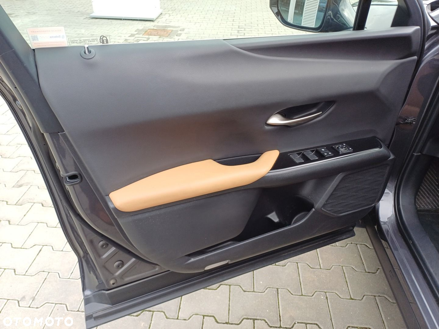 Lexus UX - 23