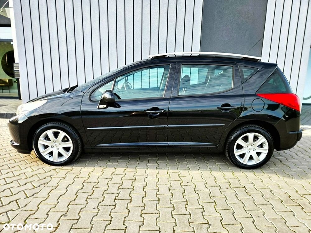 Peugeot 207 - 22