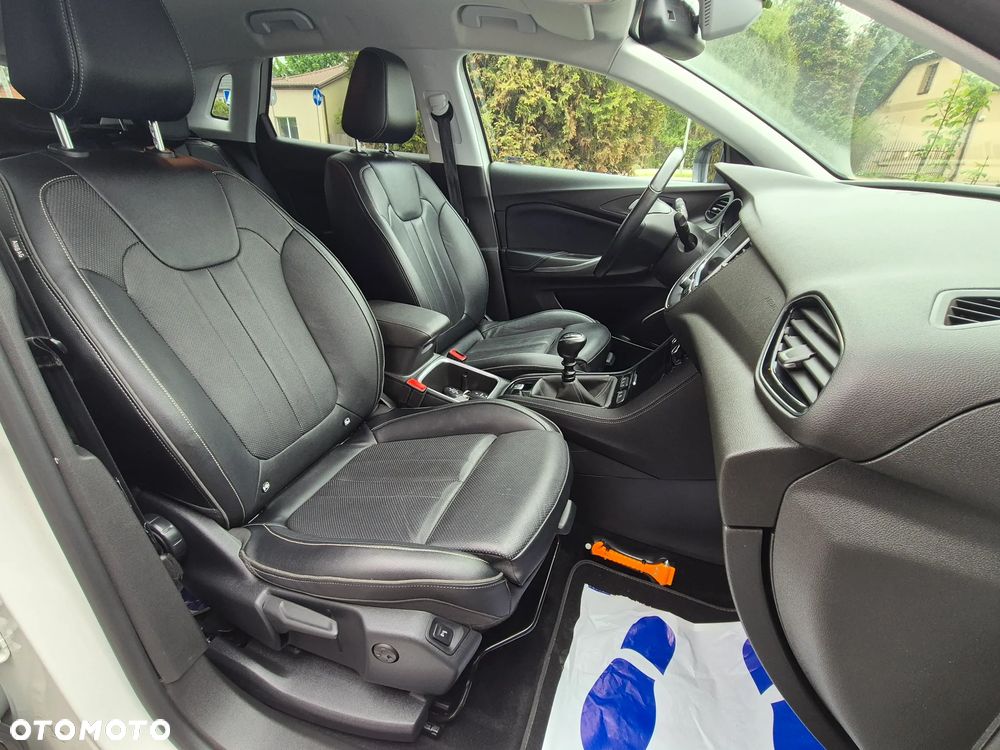 Opel Grandland X 1.2 Start/Stop Business INNOVATION - 32