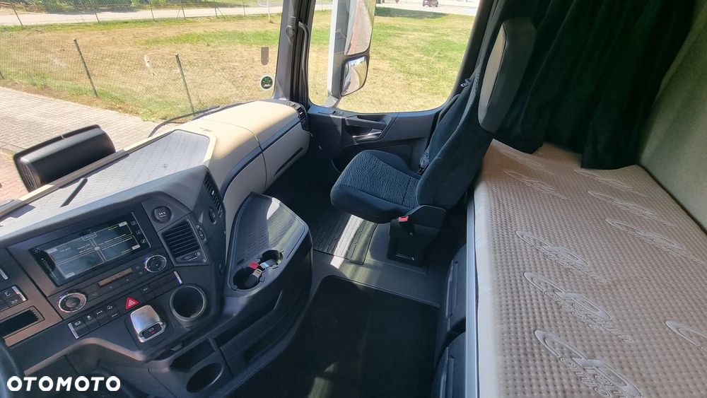 Mercedes-Benz Actros 1851 - 10