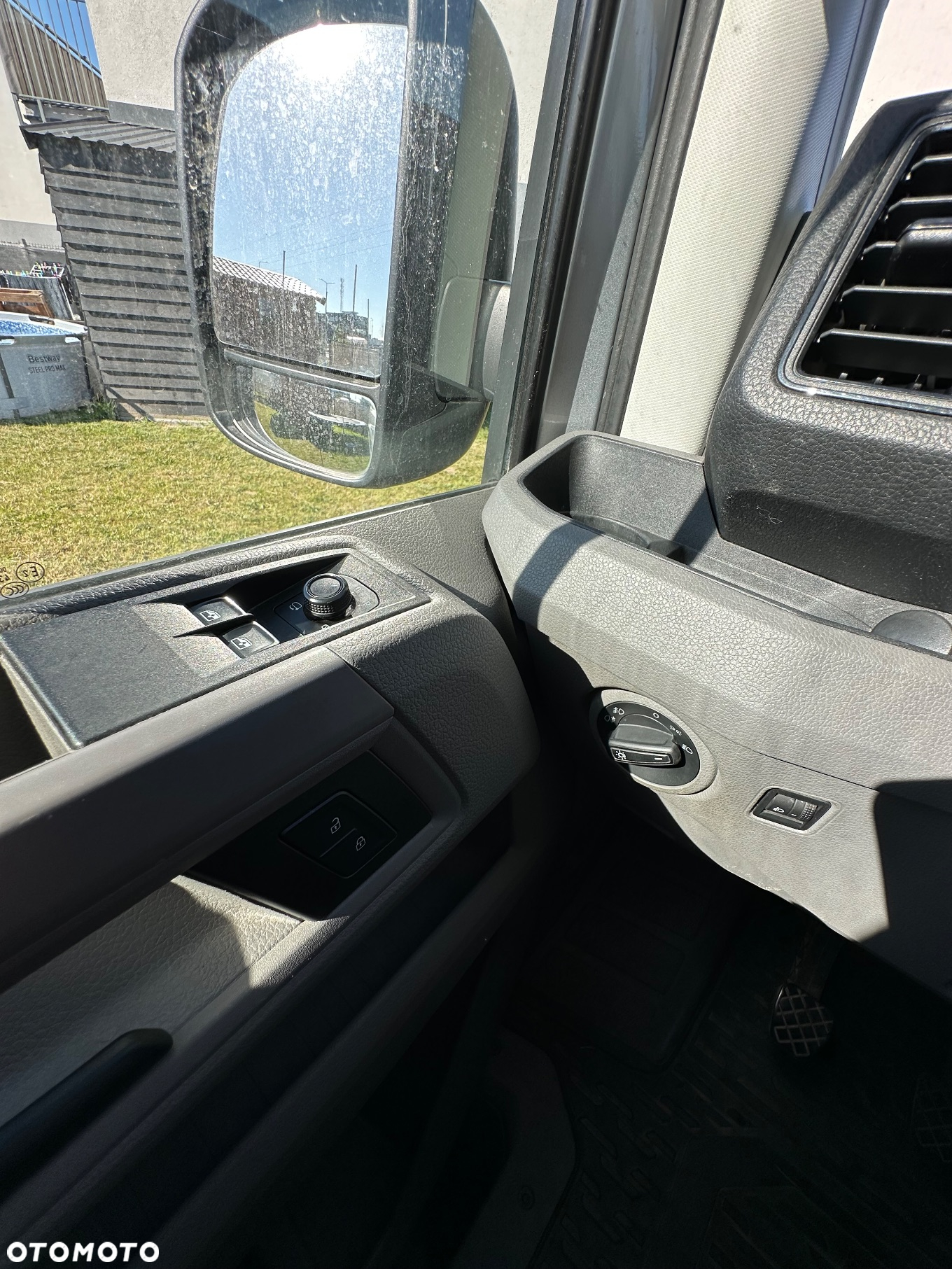 Volkswagen Crafter - 14