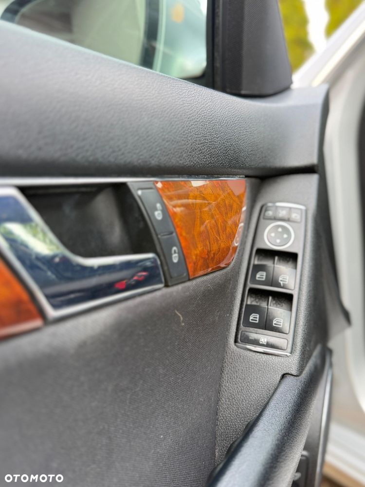 Mercedes-Benz Klasa C 220 CDI Avantgarde - 12