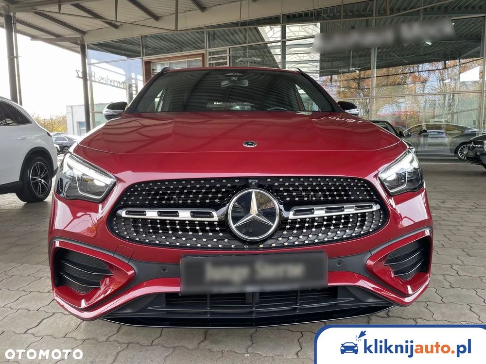 Mercedes-Benz GLA 200 AMG Line - 2