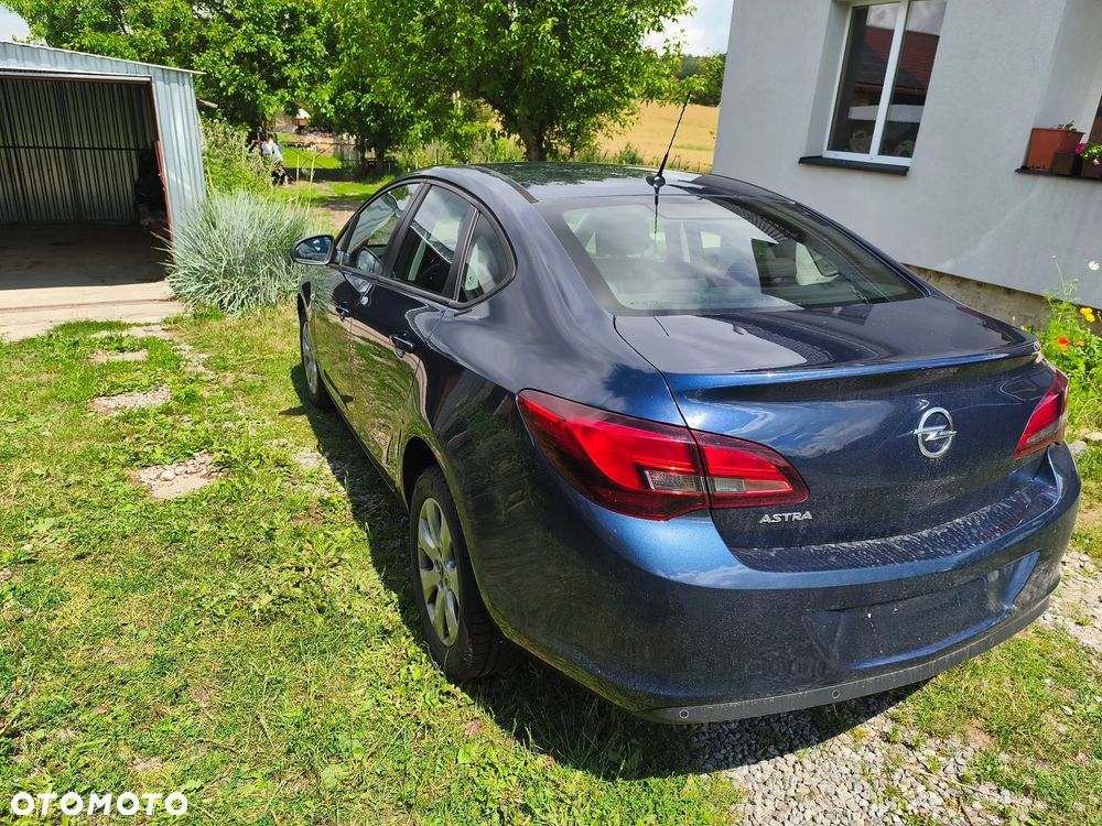Opel Astra - 27