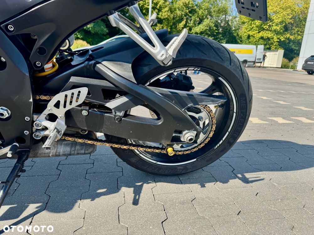 Suzuki GSX-R - 5