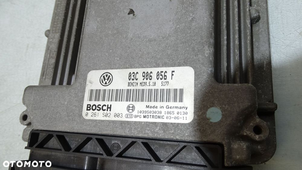 KOMPUTER SILNIKA VOLKSWAGEN TOURAN 1.6FSI 03C906056F - 4