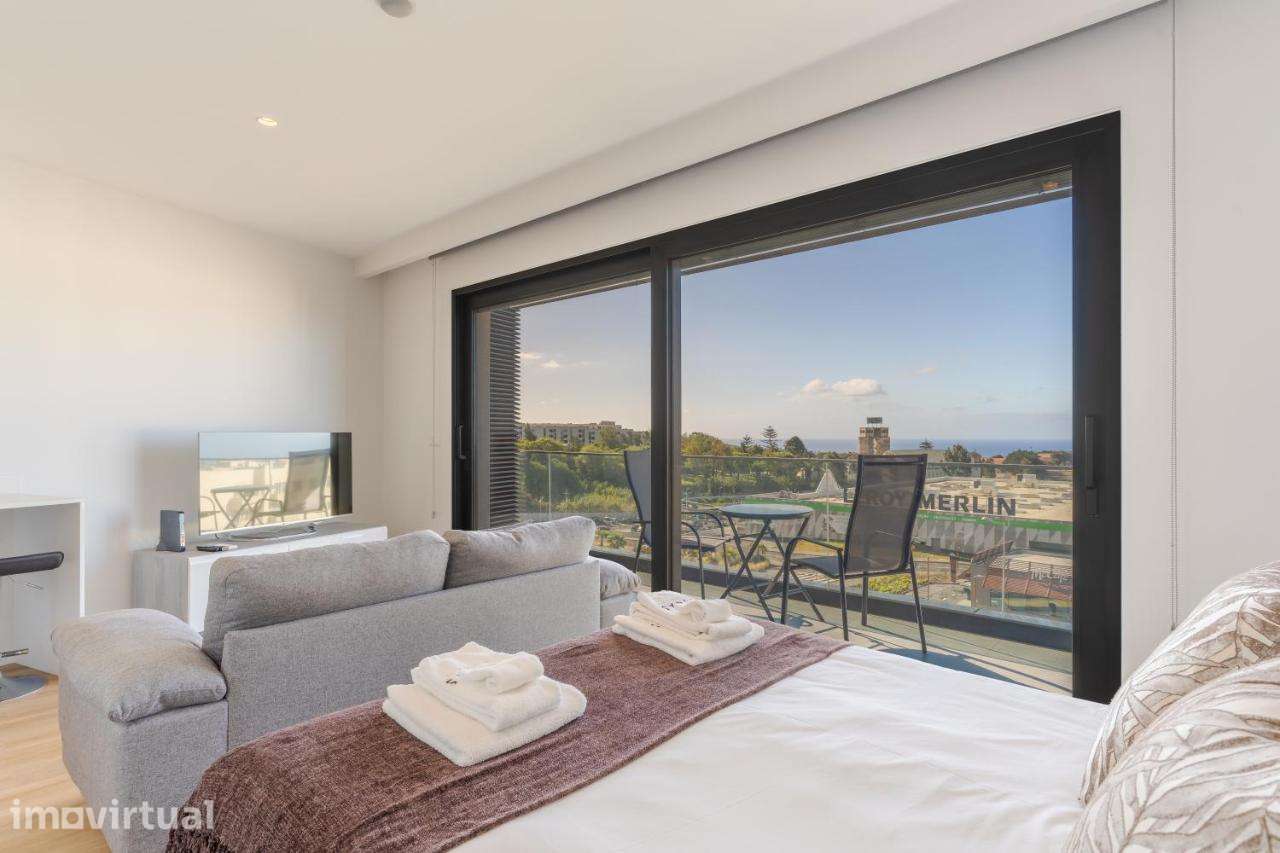 Apartamento T0 em São Martinho com Terraço - Grande imagem: 2/7