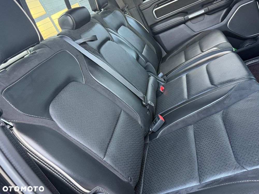 RAM 1500 5.7 Crew Cab Laramie - 6