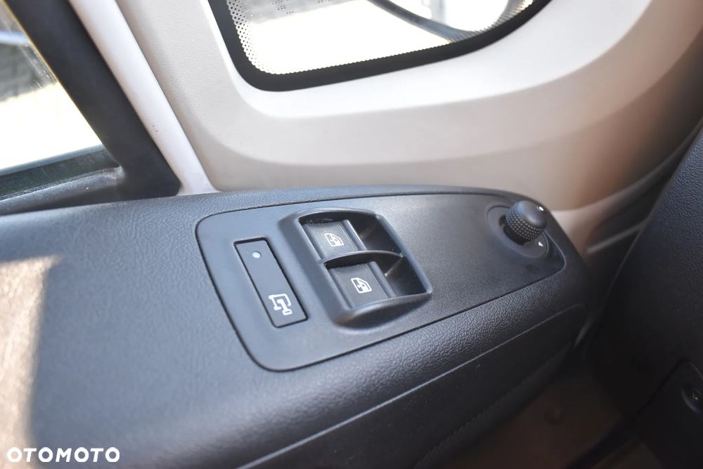 Peugeot BOXER 335 BLUEHDI L3H2 FURGON ZABUDOWA IZOTERMICZNA - 17