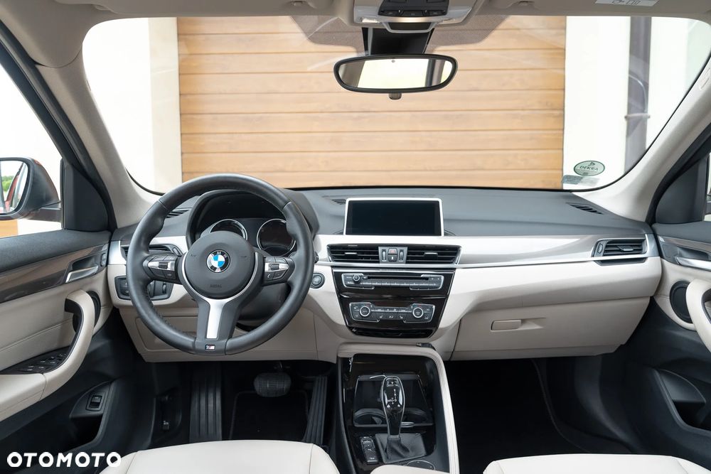 BMW X1 xDrive20d Sport Line - 17