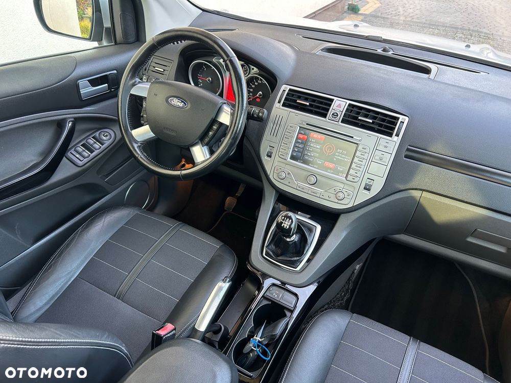 Ford Kuga 2.0 TDCi Titanium - 24