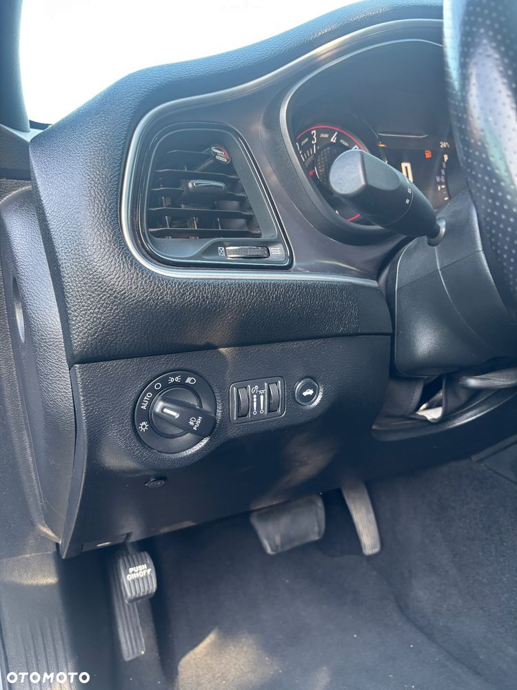 Dodge Challenger 3.6 SXT - 15