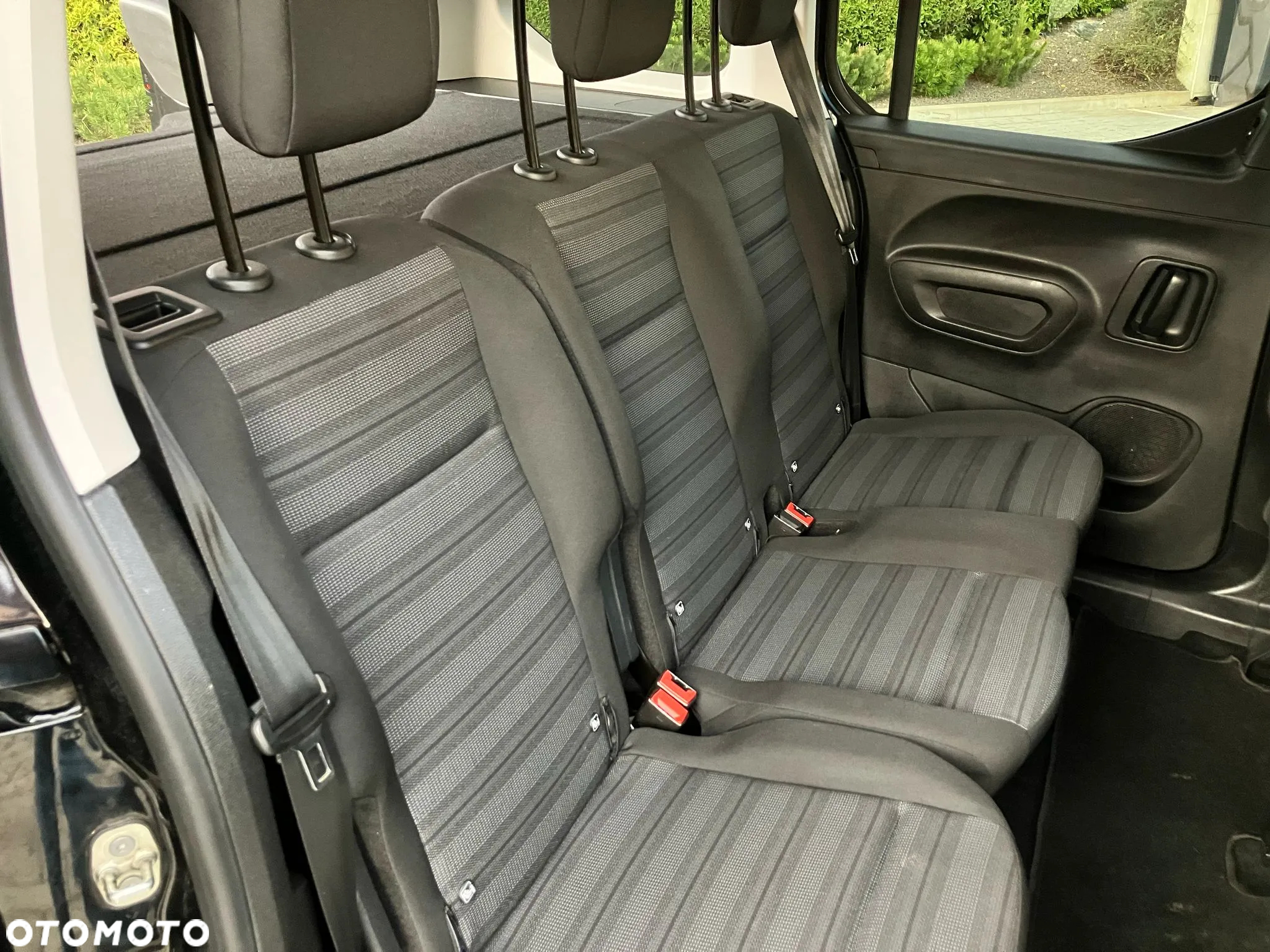 Opel Combo Life XL 1.5 CDTI Essentia S&S - 22
