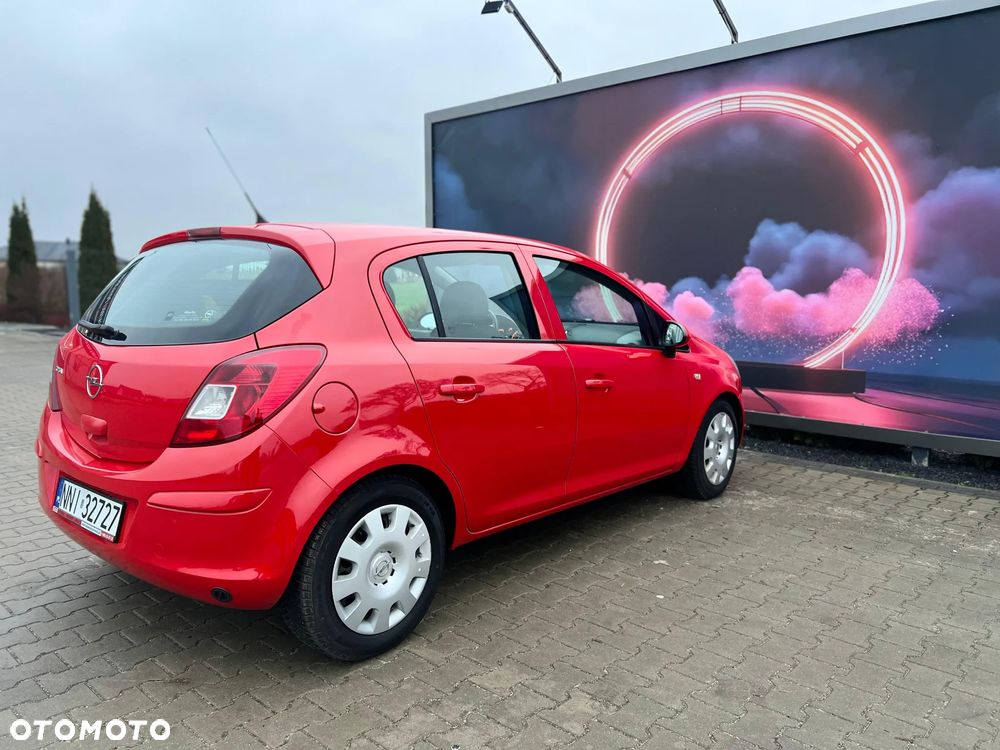 Opel Corsa 1.4 16V Cosmo - 14