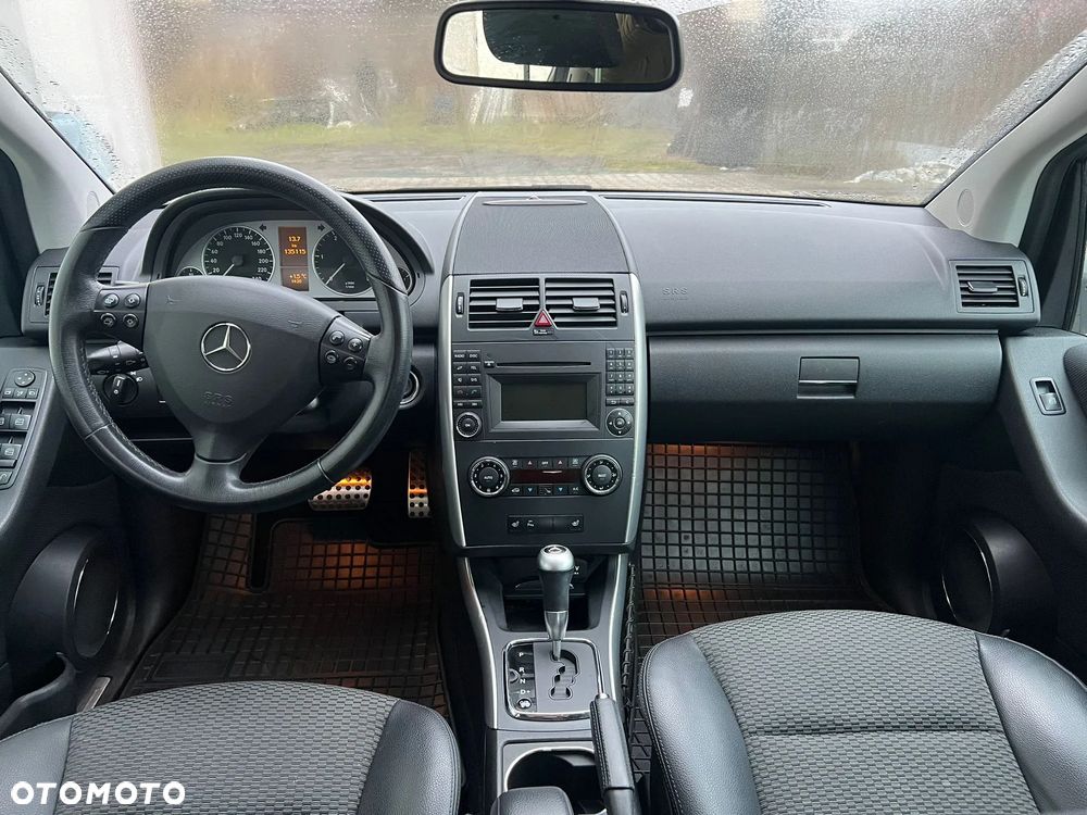 Mercedes-Benz Klasa A 200 CDI Autotronic Avantgarde - 14