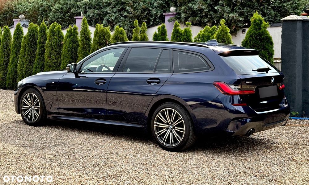 BMW Seria 3 320d xDrive Edition M Sport Shadow - 4