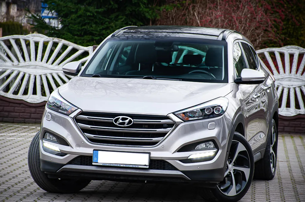 Hyundai Tucson 2.0 CRDi Premium 4WD - 2