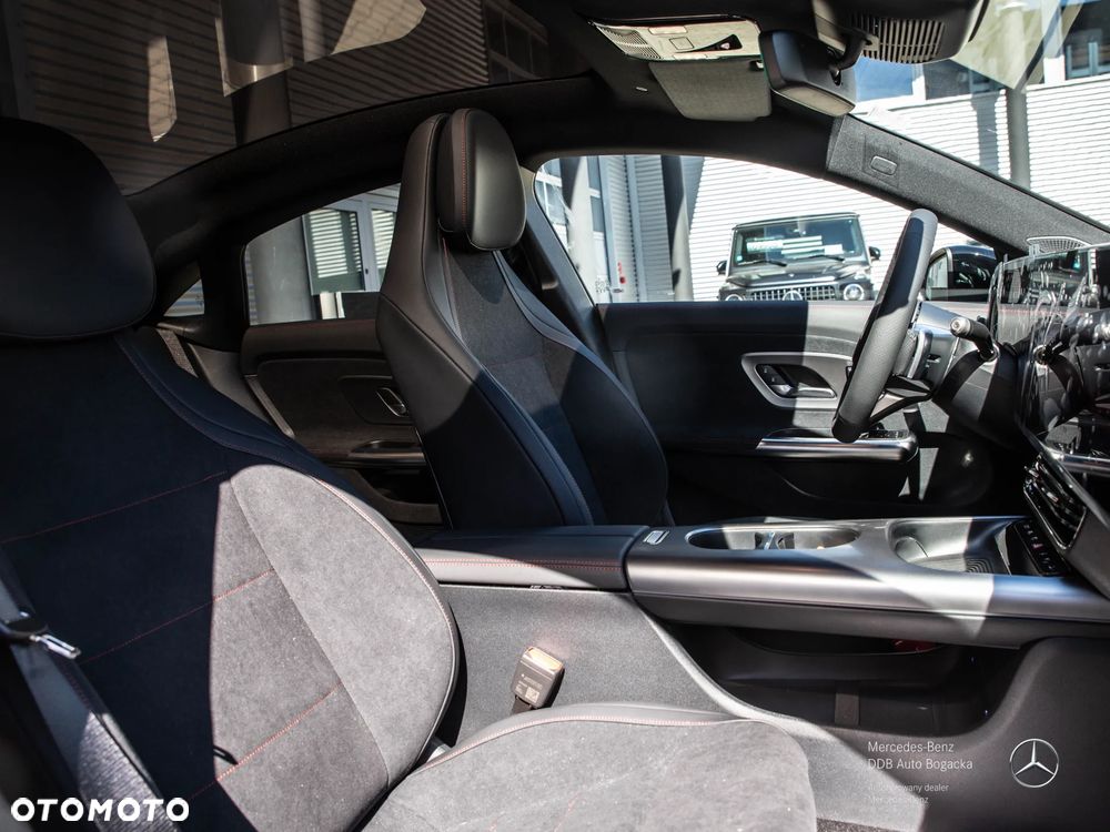 Mercedes-Benz CLA 200 mHEV 8G-DCT - 7
