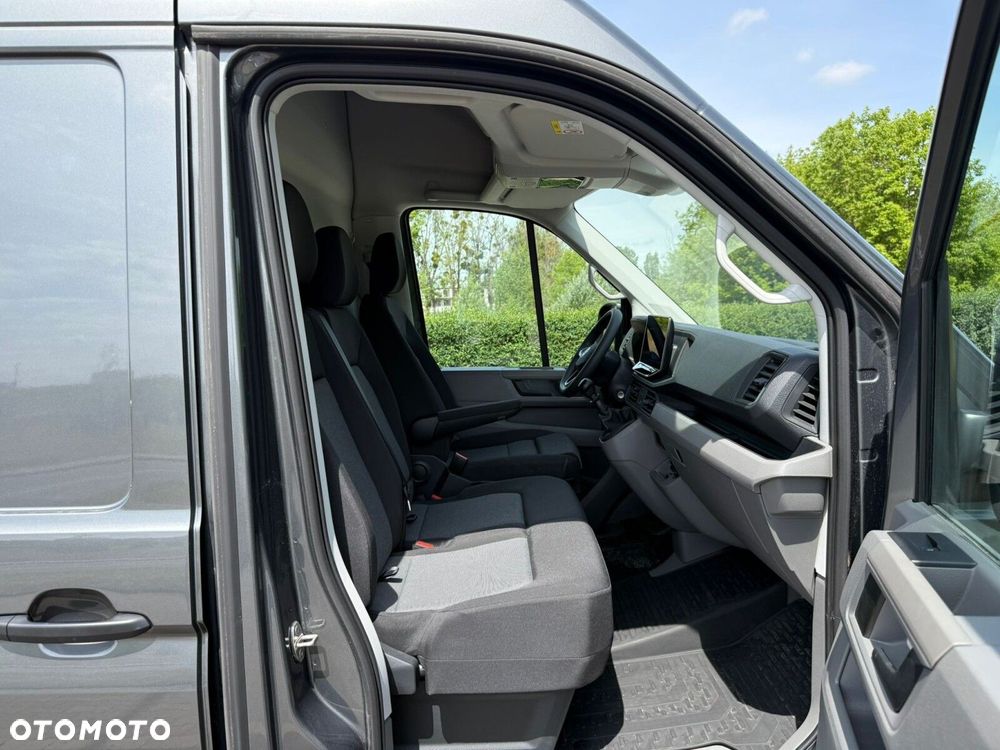 Volkswagen Crafter 35 furgon 177KM 3640 - 17