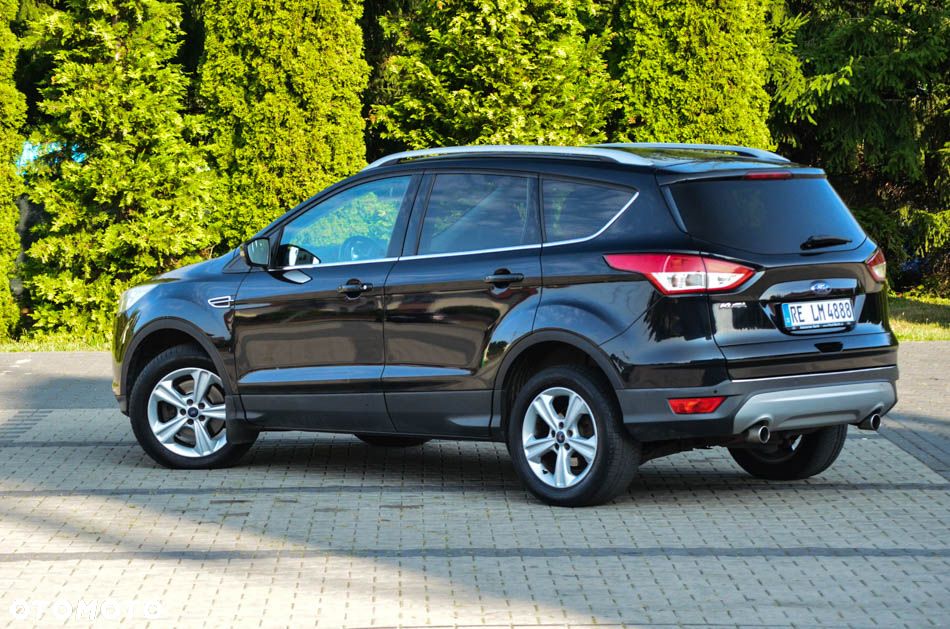 Ford Kuga 2.0 TDCi 4WD Titanium - 17